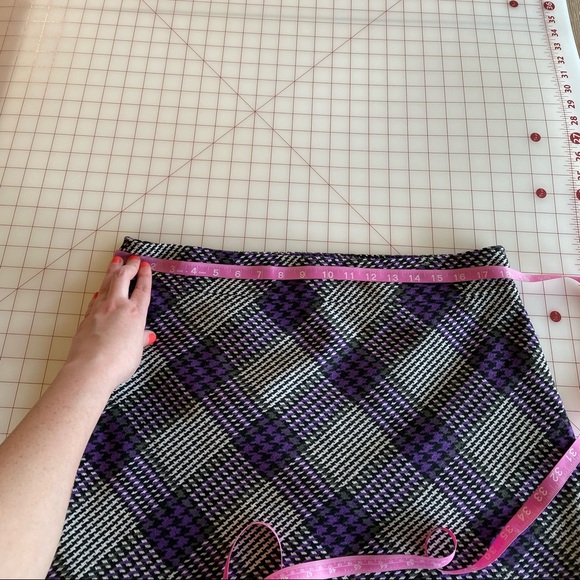Ann Taylor Loft black white & purple plaid pencil a line work skirt size 14 - Picture 5 of 14